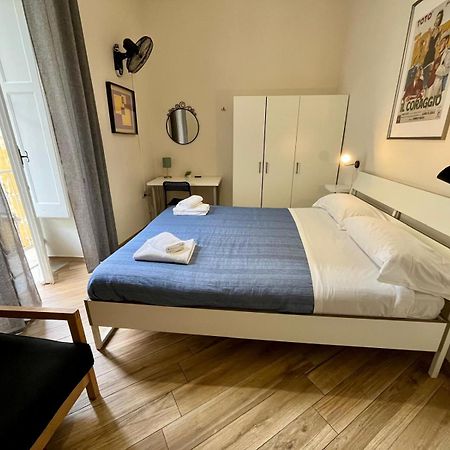 Guesthouse Marcanto - Duomo Napoli Bagian luar foto