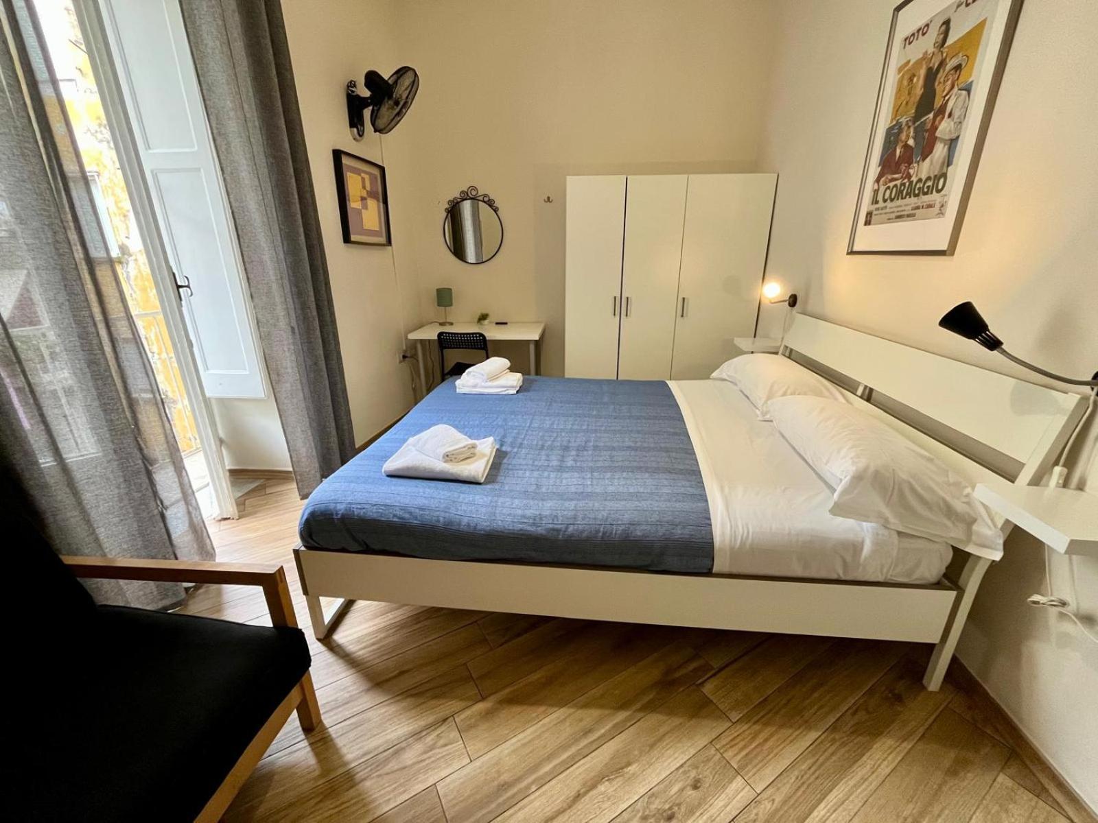 Guesthouse Marcanto - Duomo Napoli Bagian luar foto