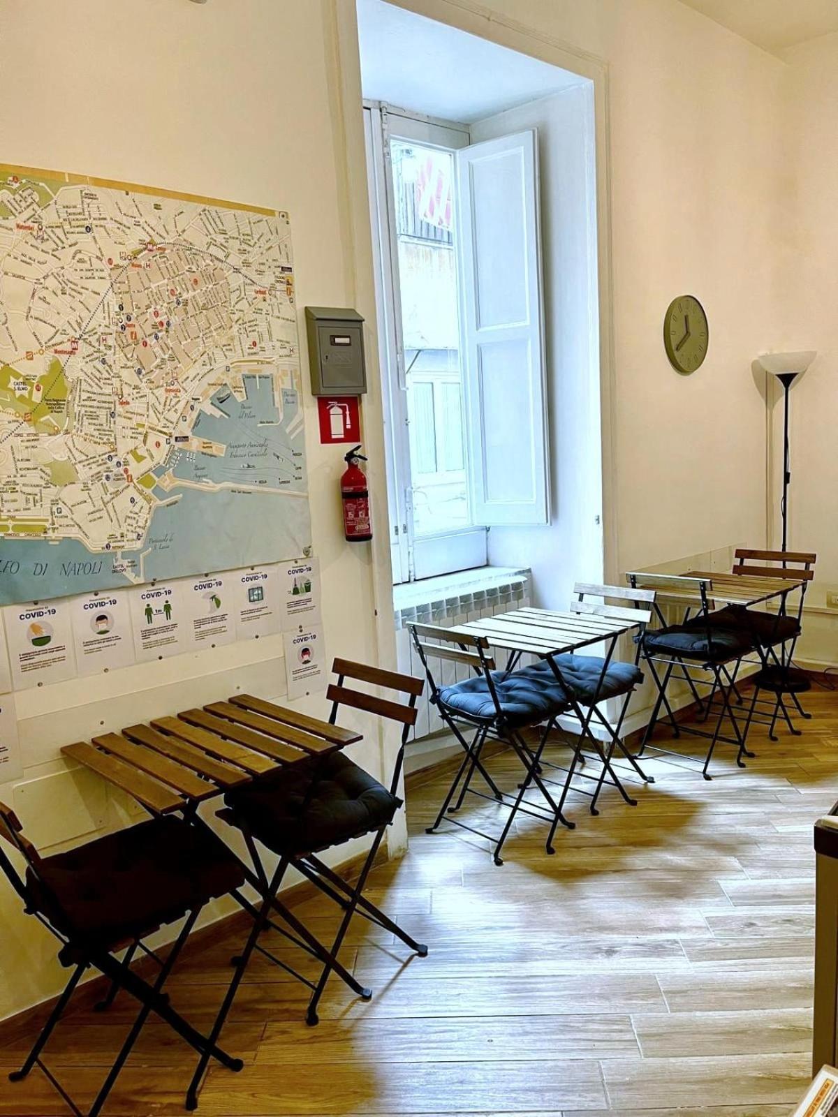 Guesthouse Marcanto - Duomo Napoli Bagian luar foto
