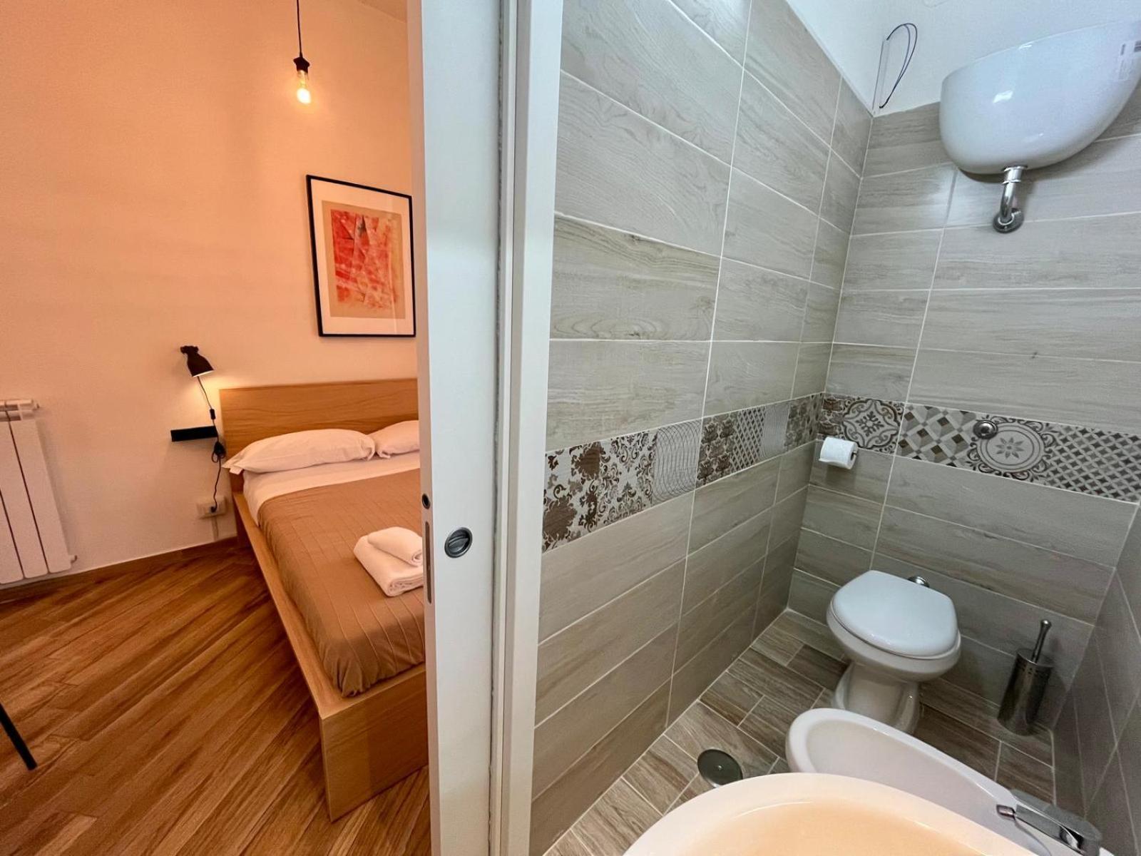 Guesthouse Marcanto - Duomo Napoli Bagian luar foto