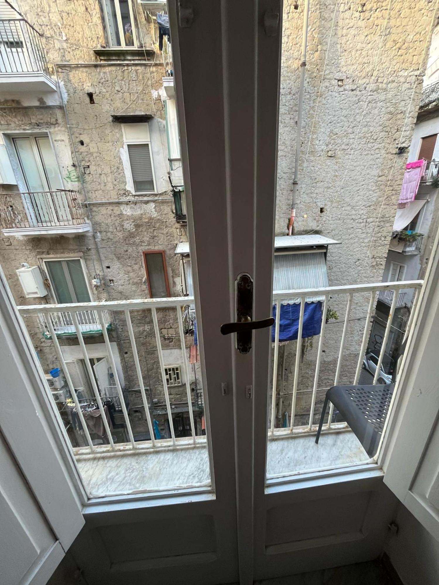 Guesthouse Marcanto - Duomo Napoli Bagian luar foto