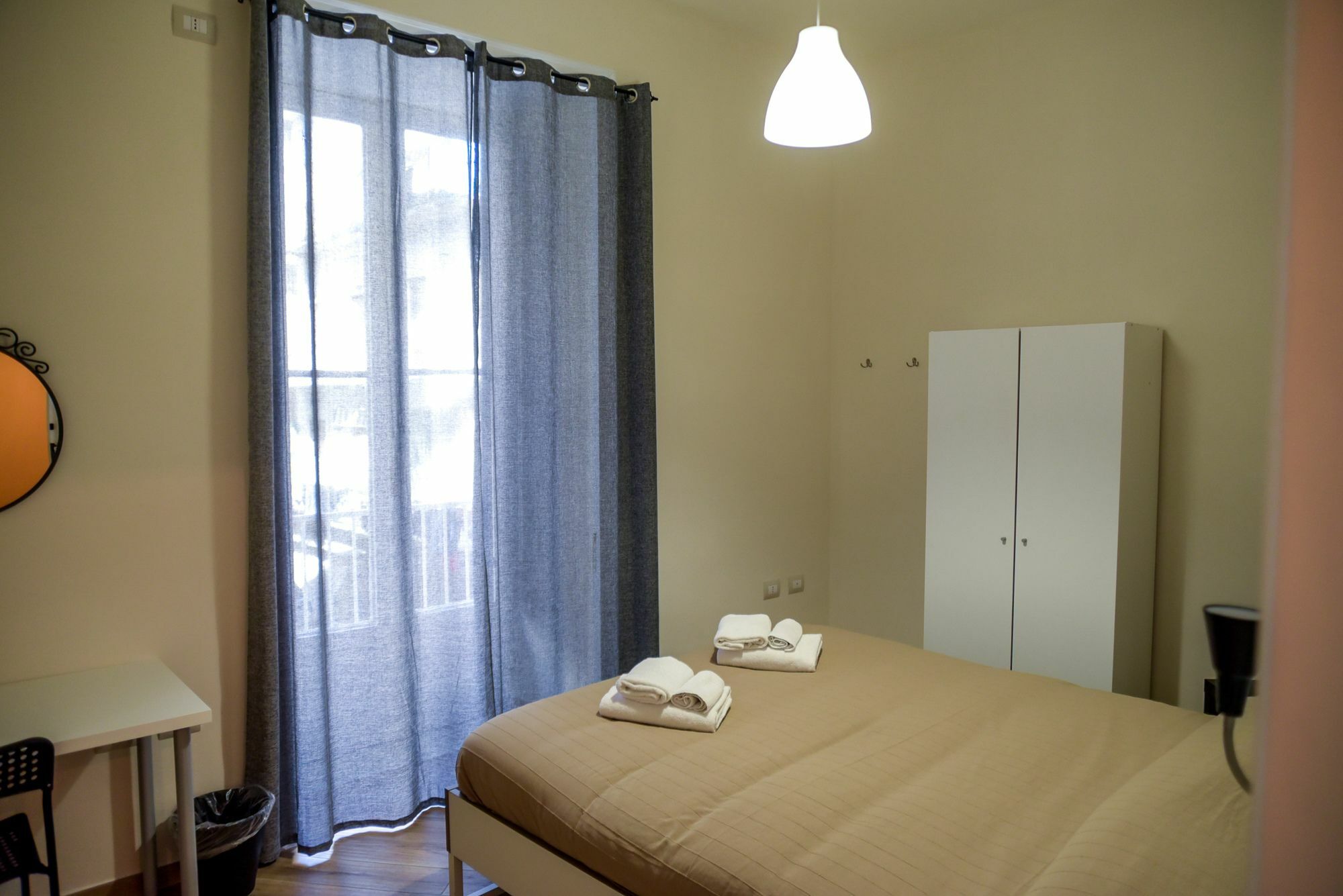 Guesthouse Marcanto - Duomo Napoli Bagian luar foto