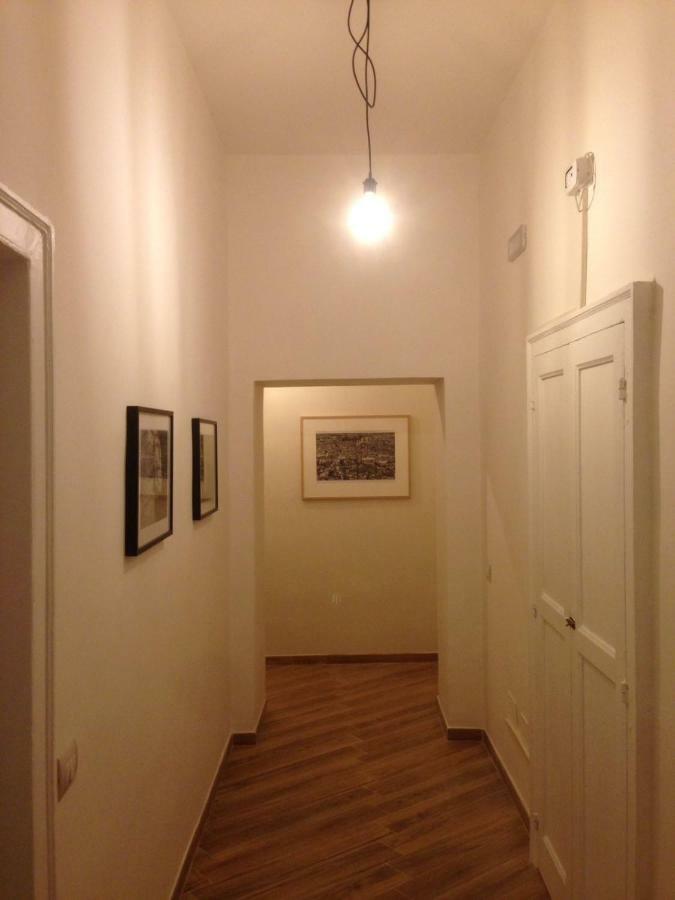 Guesthouse Marcanto - Duomo Napoli Bagian luar foto
