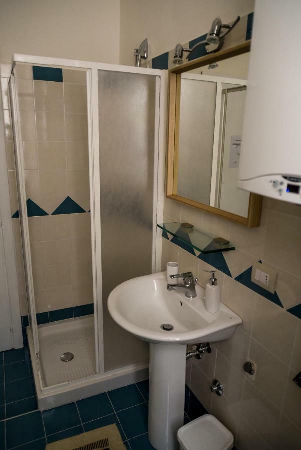 Guesthouse Marcanto - Duomo Napoli Bagian luar foto